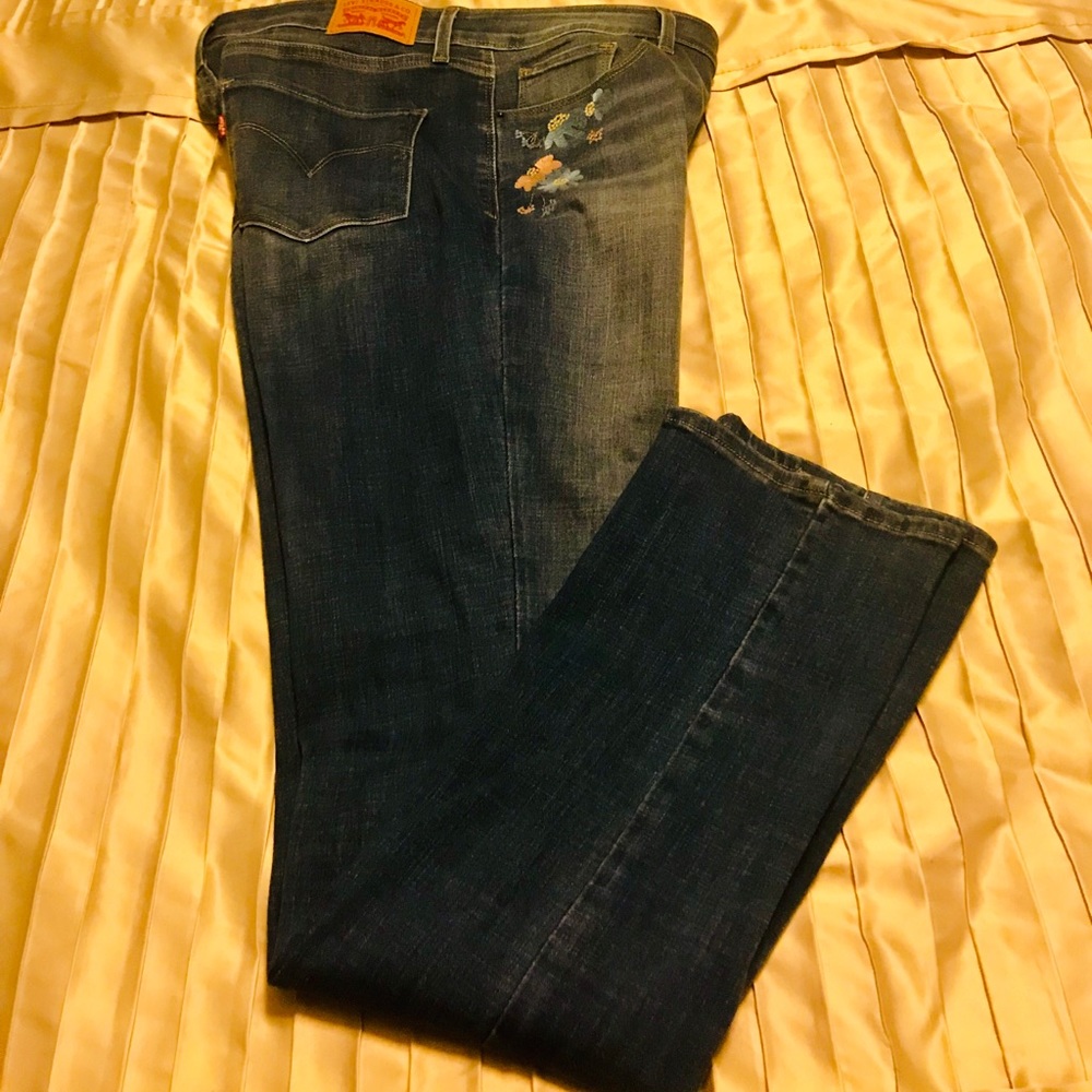Levi’s mid rise skinny jeans